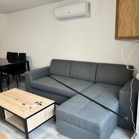 Alida Villa Civray  Exteriör bild